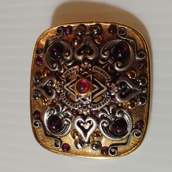 Michal Golan VTG gold and silver tone ornate brooch with garnet cabochons - Picture 7 of 7